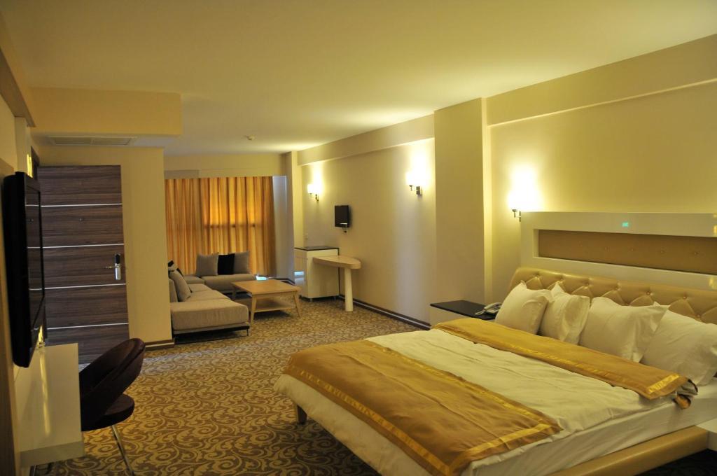 Ozpark Hotel 3*